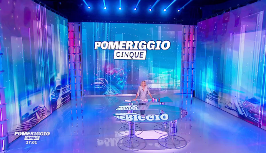 Myrta Merlino Pomeriggio Cinque studio
