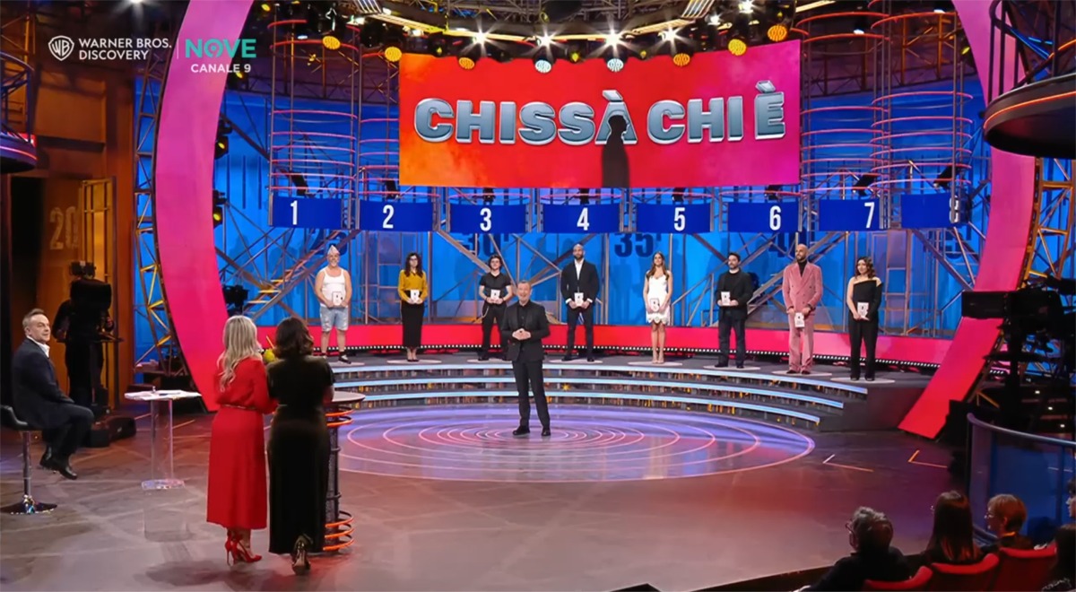 chiss&agrave; chi &egrave; nove